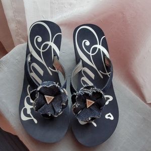 Guess wedge heel flip flops